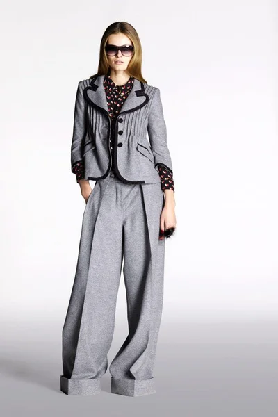 Look 3